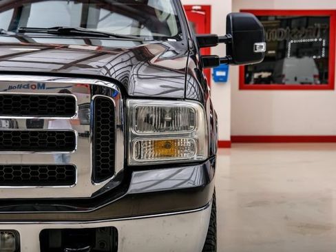 Used 2005 Ford F350 King Ranch AWD/4WD image 52
