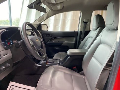 Used 2019 Chevrolet Colorado W/T w/ WT Convenience Package AWD/4WD image 15