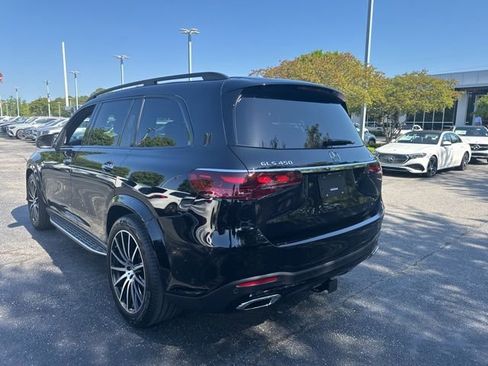 New 2026 Mercedes-Benz GLS 450 4MATIC image 4