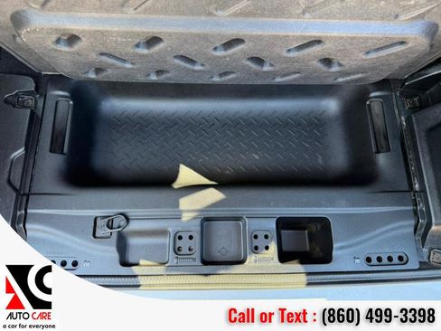 Used 2013 Jeep Wrangler Unlimited Sahara w/ Connectivity Group image 15