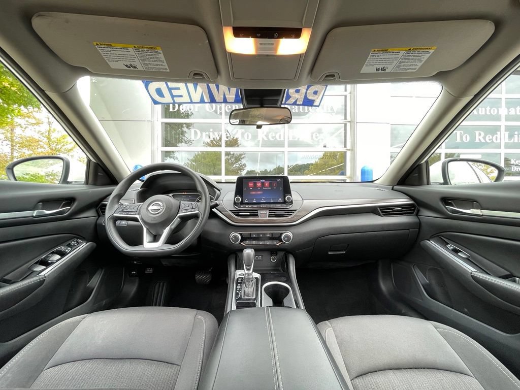 Used 2023 Nissan Altima 2.5 SV FWD image 28