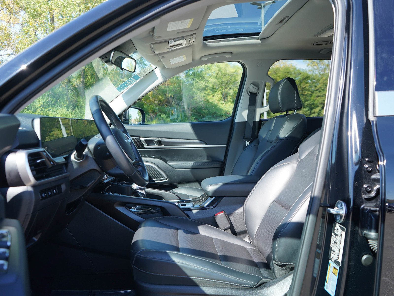 Used 2024 Kia Telluride S w/ S Sunroof Package AWD/4WD image 21