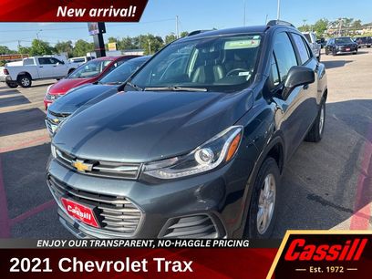 Used 2021 Chevrolet Trax LT w/ Driver Confidence Package