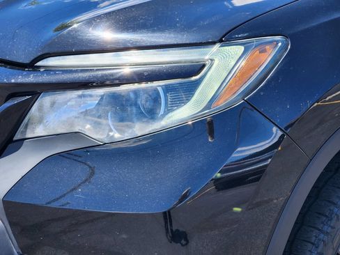 Used 2019 Honda Passport Sport image 10