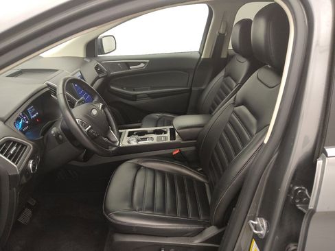 Used 2023 Ford Edge SEL image 17