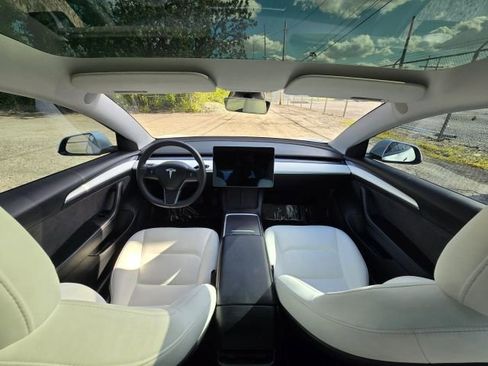 Used 2021 Tesla Model 3 Standard Range Plus RWD image 20