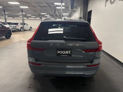 Used 2023 Volvo XC60 B5 Core AWD/4WD image 5