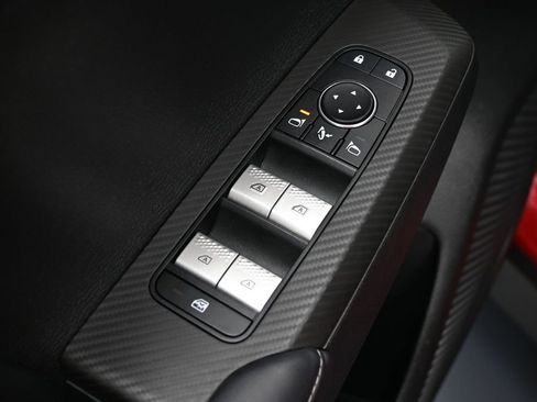 Used 2024 Mitsubishi Outlander SE Black Edition FWD image 14