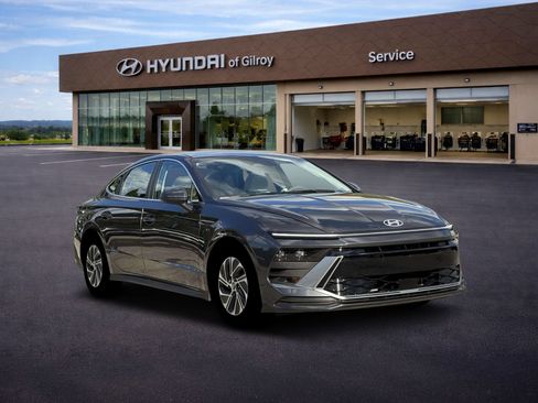 New 2026 Hyundai Sonata Blue FWD image 11