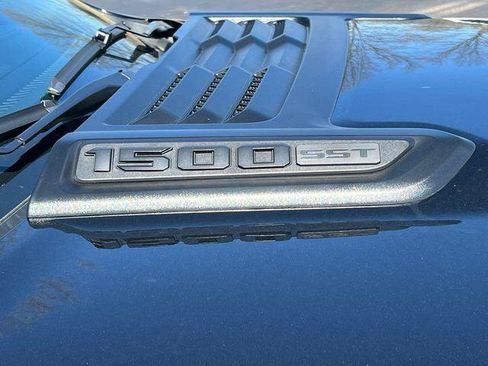 Certified 2025 RAM 1500 Laramie w/ Sport Appearance Package AWD/4WD image 2