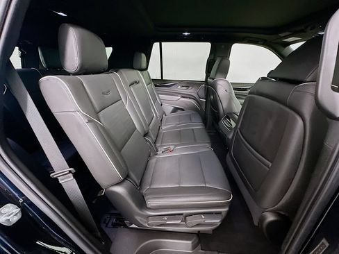 Used 2021 Cadillac Escalade Sport w/ Driver Assist Tech Package AWD/4WD image 29