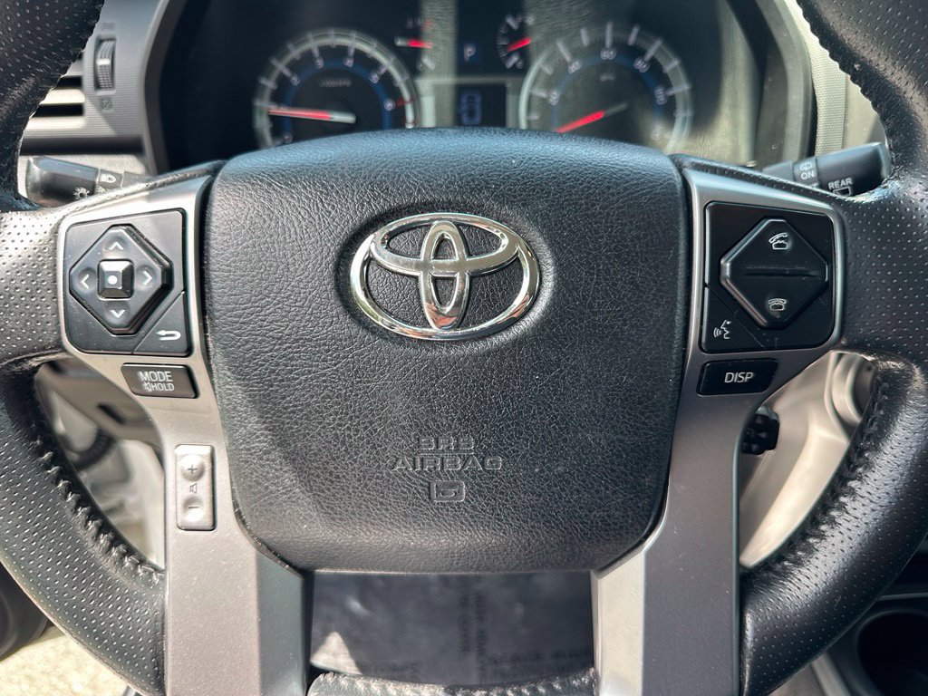 Used 2016 Toyota 4Runner SR5 AWD/4WD image 24