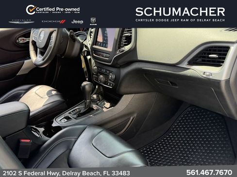 Certified 2022 Jeep Cherokee Latitude AWD/4WD image 16