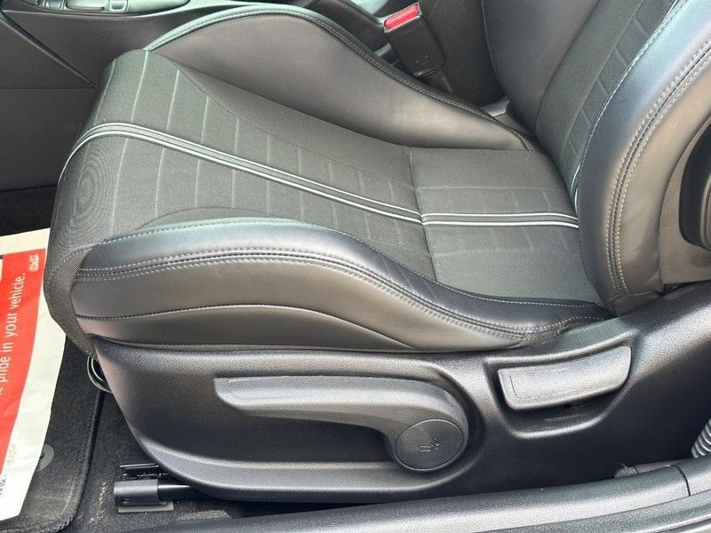Used 2021 Hyundai Veloster N FWD image 28