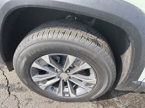 New 2026 Chevrolet Equinox LT FWD image 7
