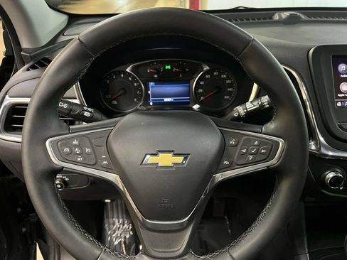 Used 2023 Chevrolet Equinox LT FWD image 15