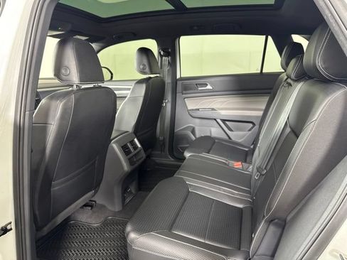 Used 2021 Volkswagen Atlas Cross Sport SEL AWD/4WD image 12