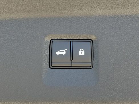 New 2026 INFINITI QX60 Luxe image 24