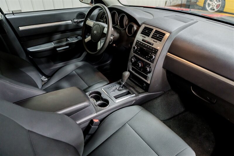 Used 2008 Dodge Charger SE RWD image 18