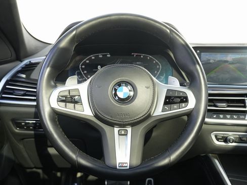 Used 2022 BMW X6 xDrive40i w/ M Sport Package image 47