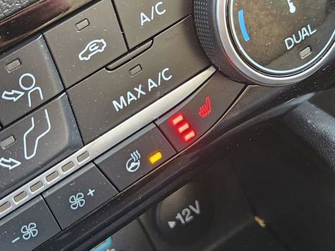 Certified 2022 Ford Escape SE w/ Convenience Package image 25