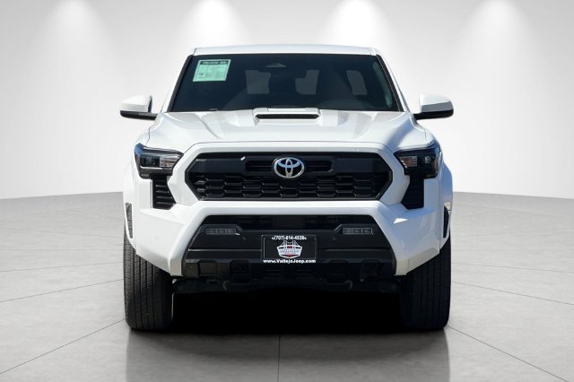 Used 2024 Toyota Tacoma TRD Sport w/ TRD Sport Upgrade Package AWD/4WD image 9