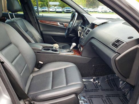 Used 2011 Mercedes-Benz C 300 4MATIC Sedan image 29
