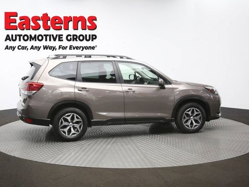 Used 2022 Subaru Forester Premium AWD/4WD image 48