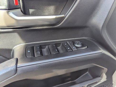 Used 2024 Toyota Tacoma TRD Sport image 28