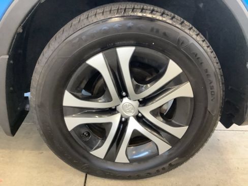 Used 2017 Toyota RAV4 LE w/ All Weather Liner Package AWD/4WD image 21