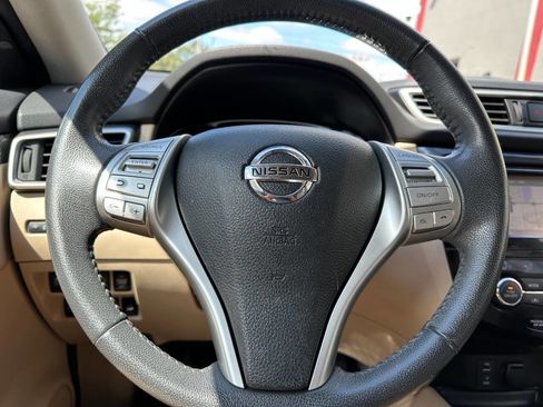 Used 2016 Nissan Rogue SL w/ SL Premium Package image 31