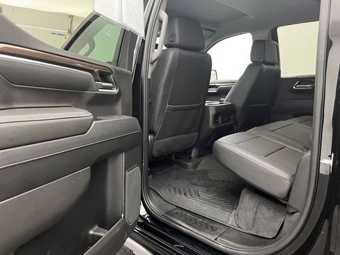 Used 2025 Chevrolet Silverado 1500 LT Trail Boss w/ Convenience Package II AWD/4WD image 39