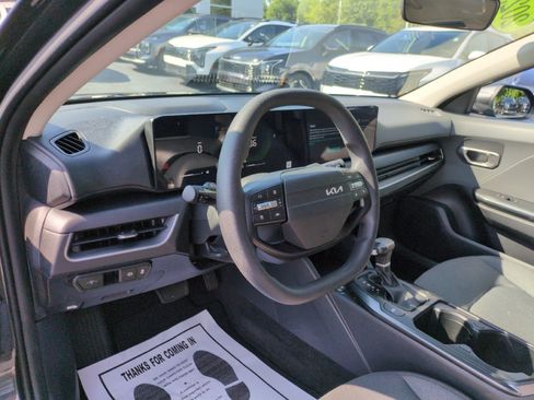Used 2025 Kia K4 FWD image 15