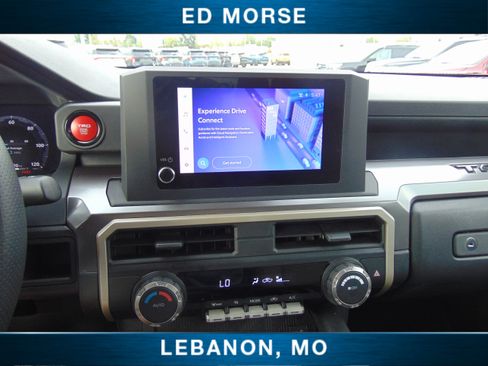 Used 2025 Toyota Tacoma Limited image 22