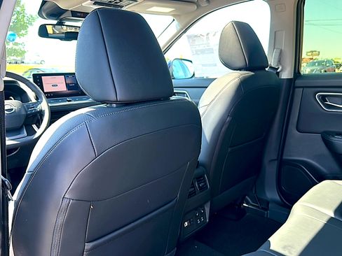 New 2026 Nissan Rogue Platinum w/ Platinum Premium Package AWD/4WD image 15