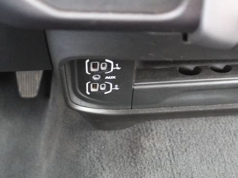 Used 2023 RAM 2500 Big Horn w/ Level 1 Equipment Group AWD/4WD image 33