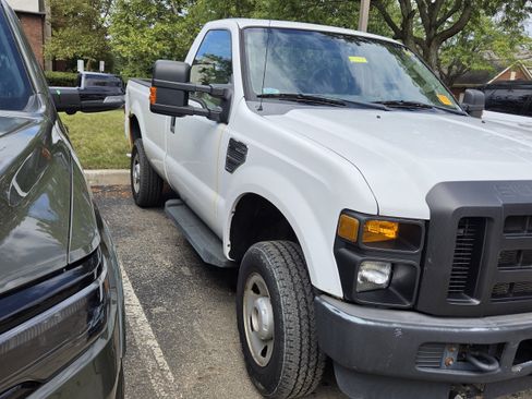 Used 2009 Ford F250 XL AWD/4WD image 1