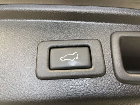 Used 2015 Subaru Forester 2.5i Touring w/ Protection Package #2 image 31