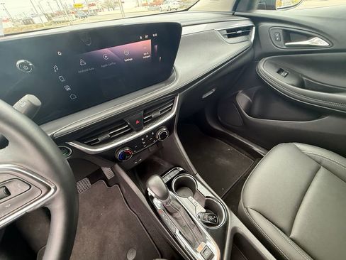Used 2024 Buick Encore GX Sport Touring w/ Comfort Package image 15