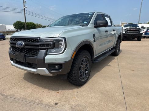 Used 2024 Ford Ranger XLT AWD/4WD image 3