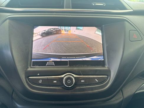 Used 2023 Chevrolet TrailBlazer LT FWD image 14