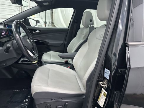 Used 2021 Volkswagen ID.4 Pro S image 16