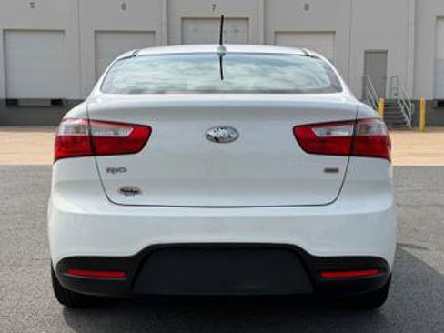 Used 2015 Kia Rio LX w/ Power Package FWD image 5