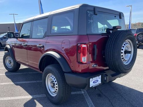 New 2025 Ford Bronco 4-Door AWD/4WD image 3