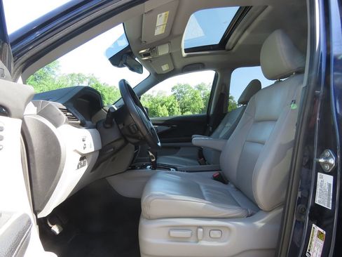 Used 2019 Honda Ridgeline RTL-E image 10