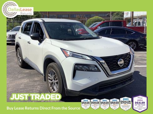 Used 2021 Nissan Rogue S FWD image 1
