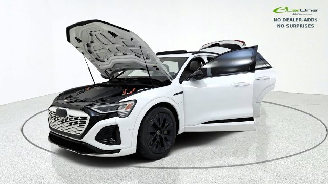 Used 2024 Audi Q8 e-tron Prestige w/ Prestige Package AWD/4WD image 13