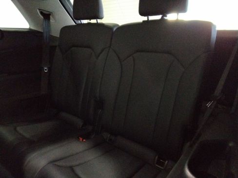 Used 2022 Audi Q7 3.0T Premium Plus image 38