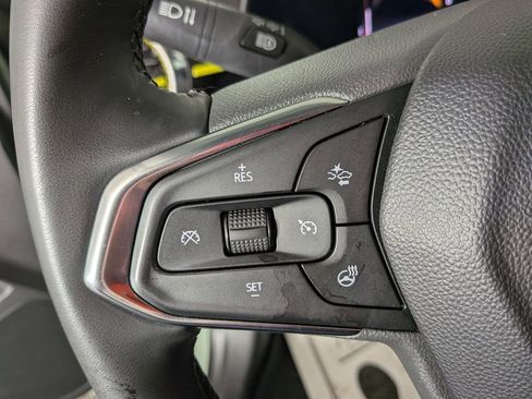 Certified 2025 Chevrolet Trax ACTIV w/ Driver Confidence Package image 22