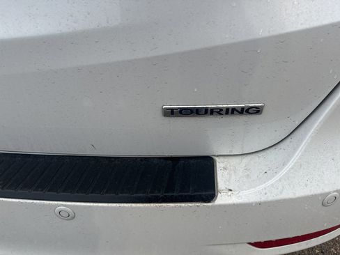 Used 2023 Honda Odyssey Touring image 7